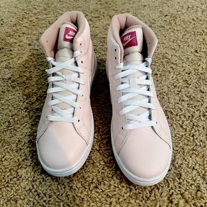 Nike Court Royale Mid 2 Basketball Shoe